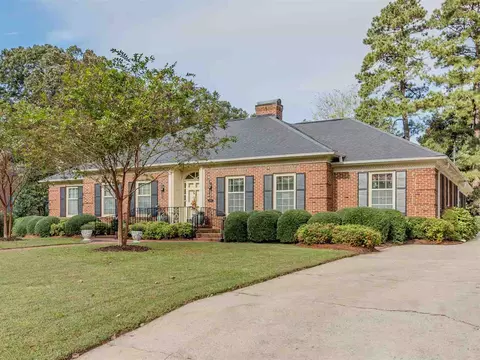 1008 S Crescent Dr, Smithfield, NC 27577 photo 2