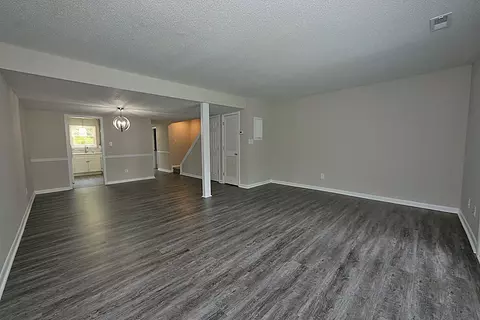 5809 Nottoway Ct #E, Raleigh, NC 27609 photo 8