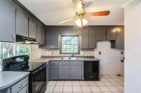 408 Bryan St, Garner, NC 27529 photo 3