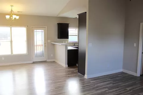 40 Fox Run Cir, Benson, NC 27504 photo 3