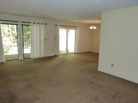 5217 Shagbark Dr, Durham, NC 27703 photo 4