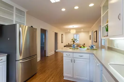 2010 Sprunt Ave, Durham, NC 27705 photo 6