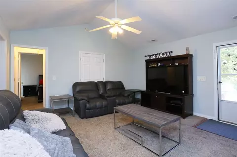 237 Ruby Ridge Rd, Durham, NC 27703 photo 4