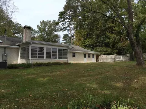 2442 Tryon Rd, Durham, NC 27705 photo 5