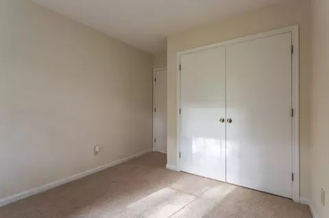5201 Hadrian Dr, Durham, NC 27703 photo 10