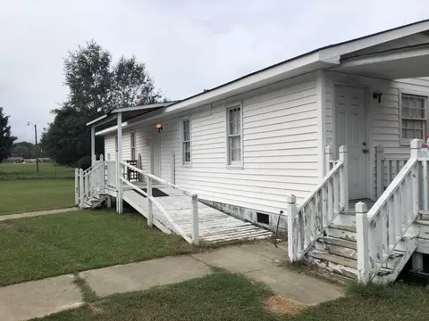 1111 E Lizzie St, Selma, NC 27576 photo 11