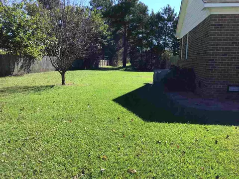 107 Marion Dr, Erwin, NC 28339 photo 2