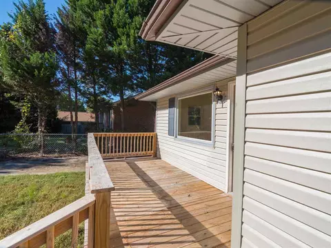 1505 Riddle Rd, Durham, NC 27713 photo 3