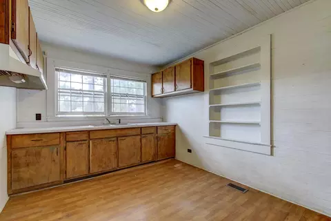 110 4th St, Erwin, NC 28339 photo 17