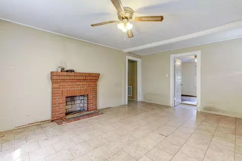110 4th St, Erwin, NC 28339 photo 8