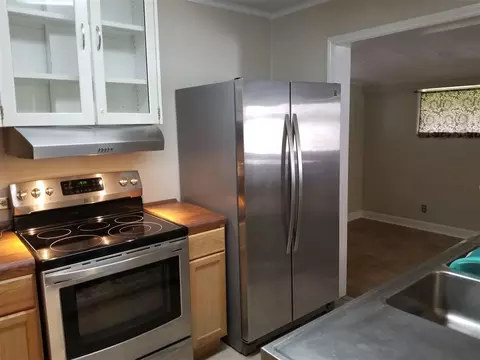 7 Meadowbrook Dr, Durham, NC 27712 photo 6