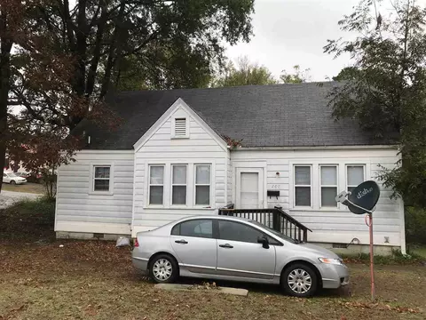 207 E Delafield Ave, Durham, NC 27704 photo 3
