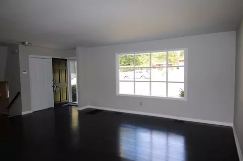 800 Wortley Dr, Durham, NC 27713 photo 4