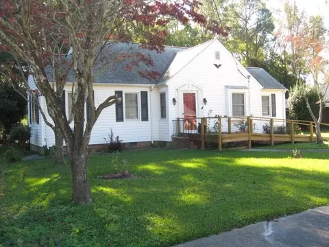 410 E Powell St E, Clinton, NC 28328 photo 1