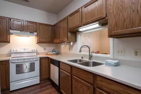 81 Stonehill Ct, Durham, NC 27704 photo 9