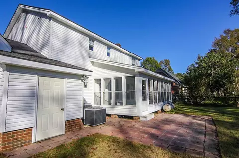 301 Kingston St, Pine Level, NC 27568 photo 21