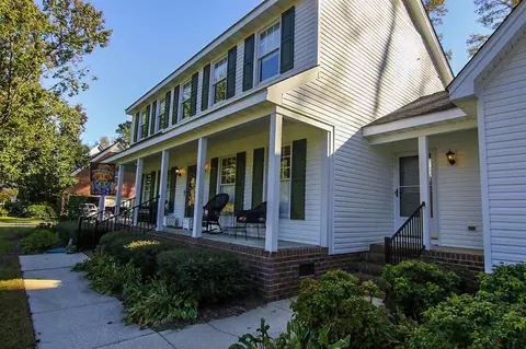 301 Kingston St, Pine Level, NC 27568 photo 3