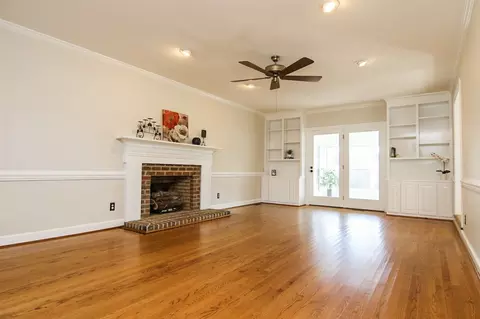 301 Kingston St, Pine Level, NC 27568 photo 7