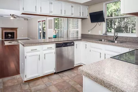 5423 Lacy Rd, Durham, NC 27713 photo 9