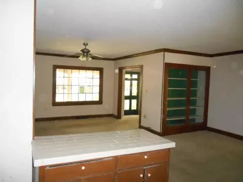 811 Trinity Dr W, Wilson, NC 27893 photo 6