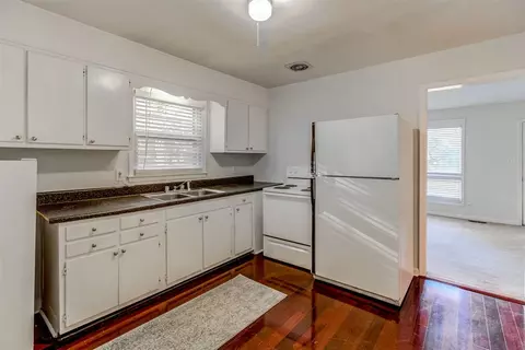 110 Crest Rd, Cary, NC 27513 photo 8