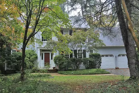 4 Brunswick Ct, Durham, NC 27705 photo 2