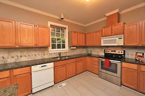 4 Brunswick Ct, Durham, NC 27705 photo 13