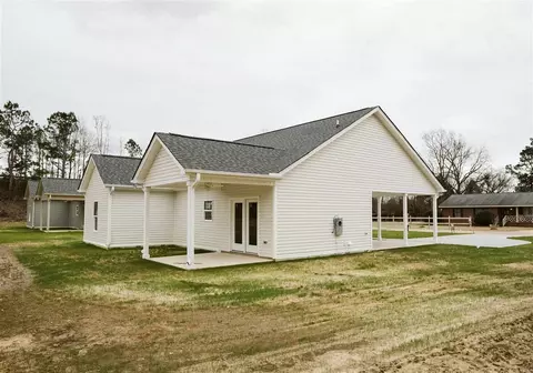 204 N 6th St, Erwin, NC 28339 photo 4