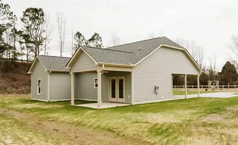 206 N 6th St, Erwin, NC 28339 photo 4