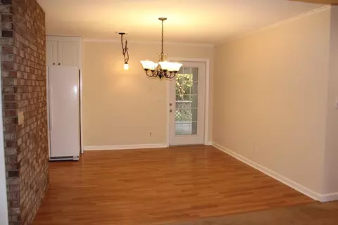 606 Shiloh Dr, Durham, NC 27703 photo 6