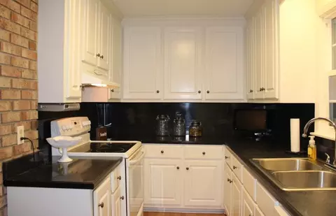 606 Shiloh Dr, Durham, NC 27703 photo 7