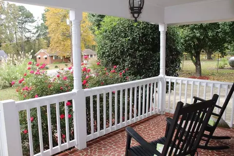 606 Shiloh Dr, Durham, NC 27703 photo 2