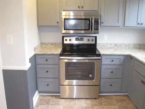 402 E H St, Erwin, NC 28339 photo 7