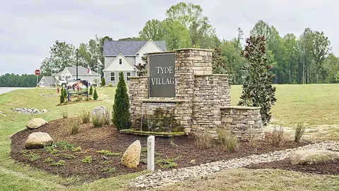 2317 Water Front Dr, Willow Spring, NC 27592 photo 16