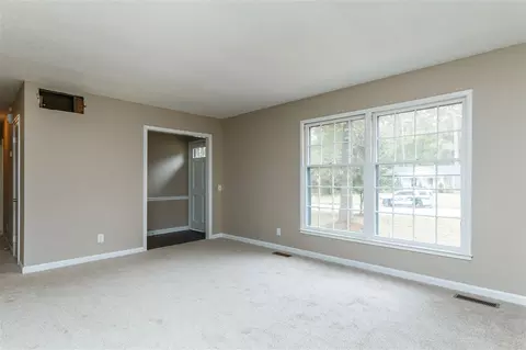 5829 Shamrock Rd, Durham, NC 27713 photo 4