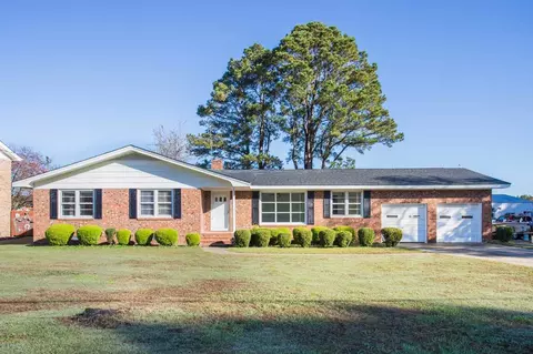 119 Castle Dr, Smithfield, NC 27577 photo 1