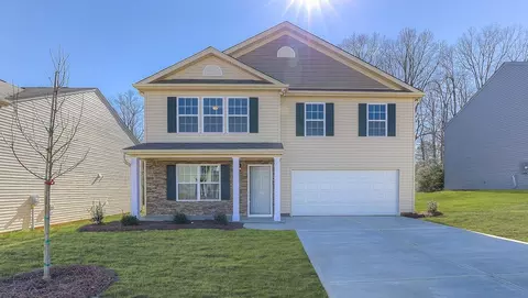 3909 Sabre Ln, Wilson, NC 27896 photo 1