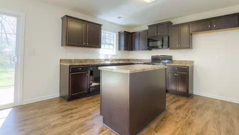 3909 Sabre Ln, Wilson, NC 27896 photo 4