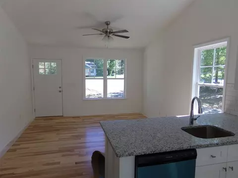 40 Eli Ct, Roxboro, NC 27573 photo 3