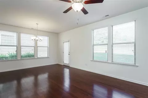 1005 Flagler St, Durham, NC 27713 photo 4