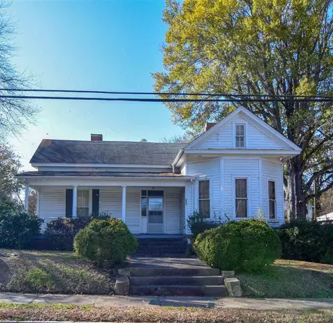 403 Reams Ave, Roxboro, NC 27573 photo 1