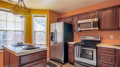 2803 Warren St, Durham, NC 27704 photo 4