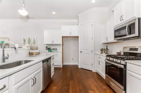 357 Ashton Ridge Ln, Cary, NC 27513 photo 8
