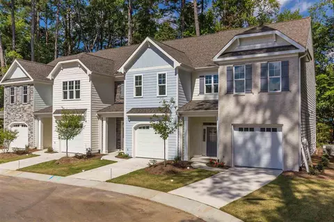 357 Ashton Ridge Ln, Cary, NC 27513 photo 2