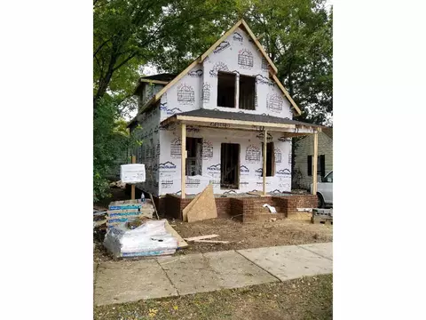 574 E Cabarrus St, Raleigh, NC 27601 photo 2