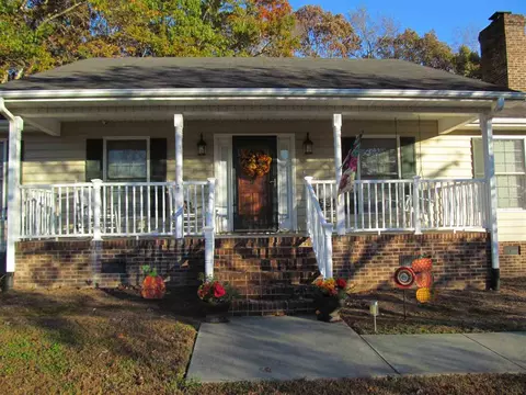 4054 Maple Ln, Stem, NC 27581 photo 4
