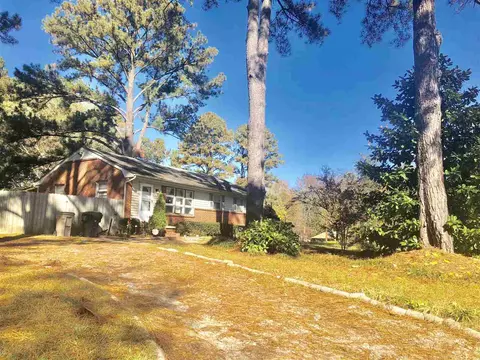 1407 Meadowbrook Dr, Garner, NC 27529 photo 1