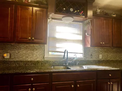 1407 Meadowbrook Dr, Garner, NC 27529 photo 9