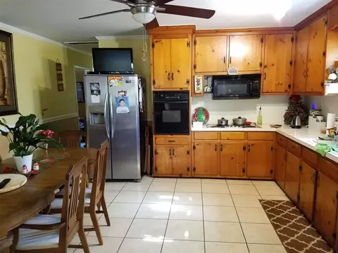 2202 Rada Dr, Durham, NC 27703 photo 2