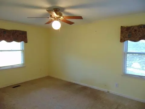 105 Raindrop Cir, Durham, NC 27712 photo 16